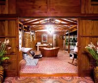 Villa Puri Nirwana, Bathroom